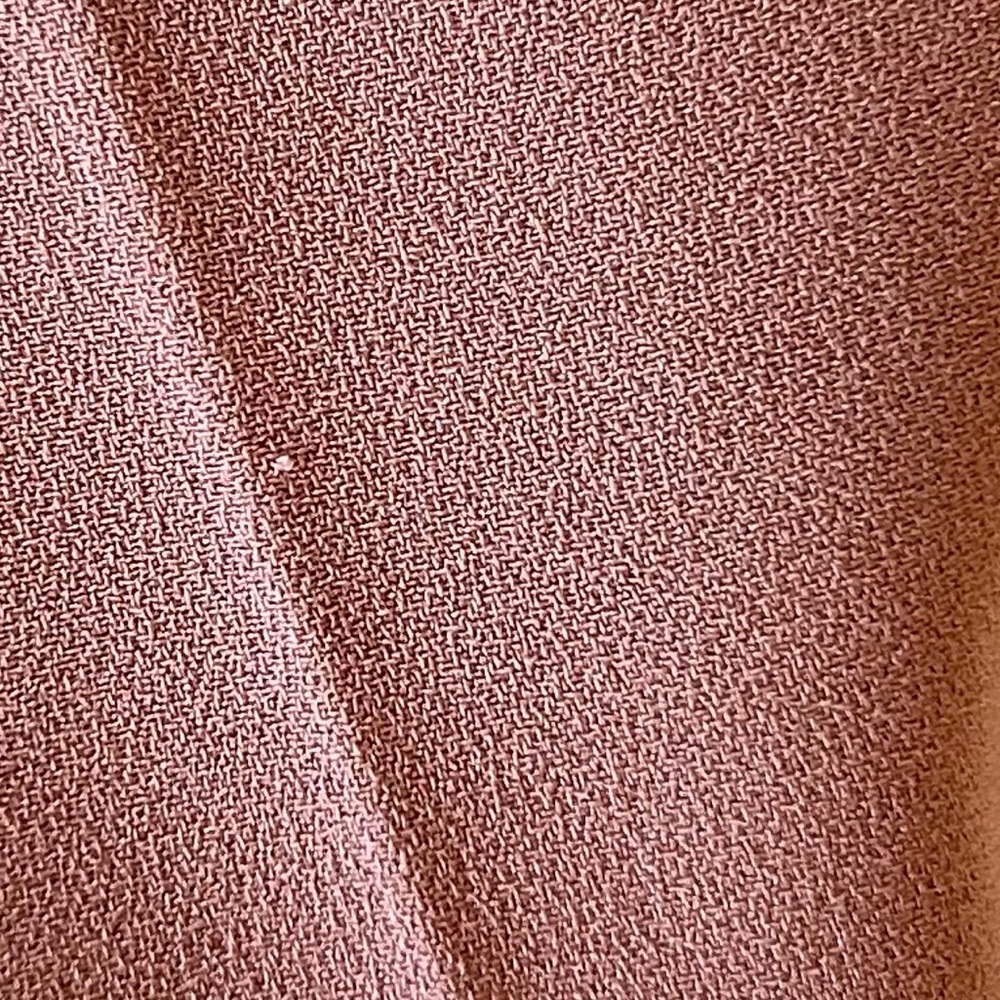 Aritzia Women’s Trousers in Dusty Rose - Picture 9 of 13